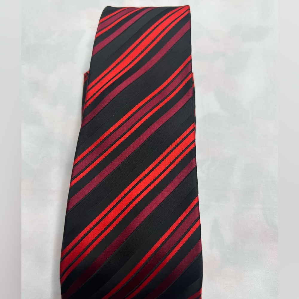 Men’s tie